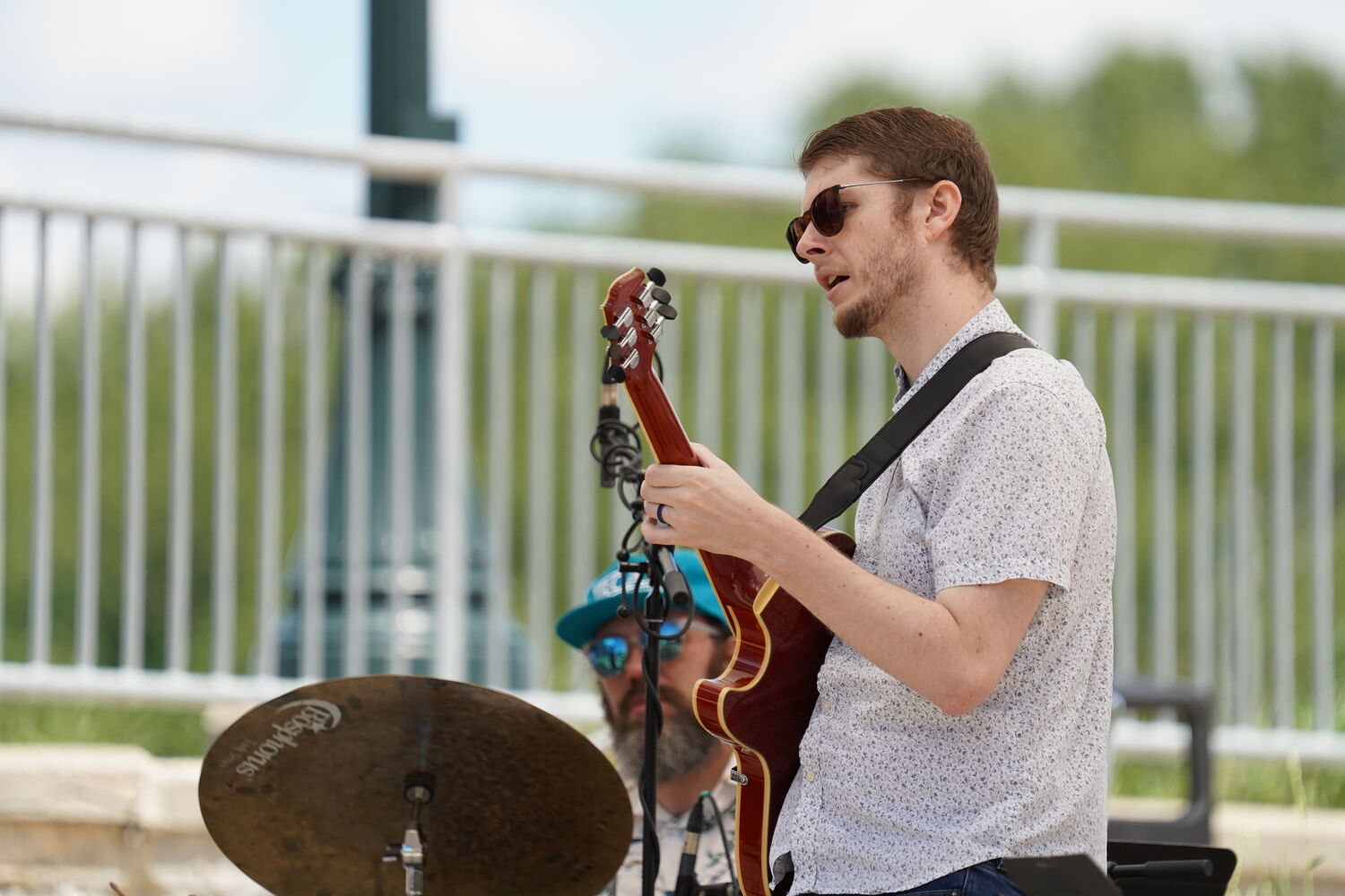 Trioblique live — full trio on stage